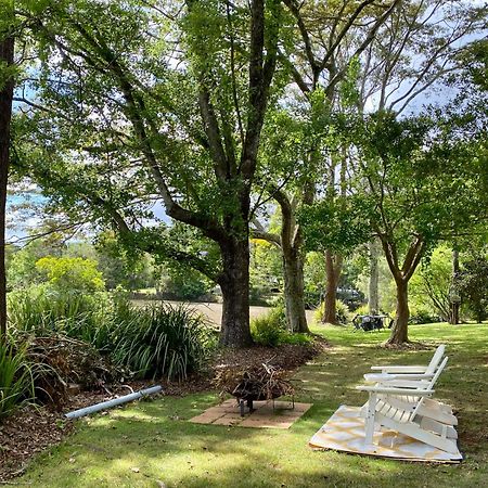 Maleny Lake Cottages Extérieur photo